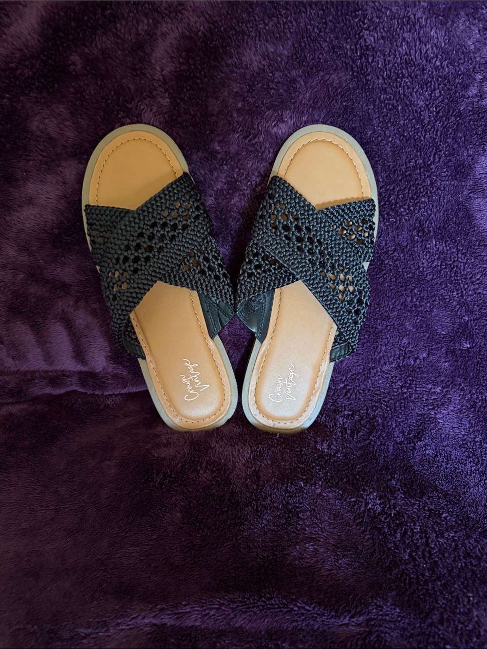 New Crown Vintage Knit Slide Sandals - Black Size 10 woman’s